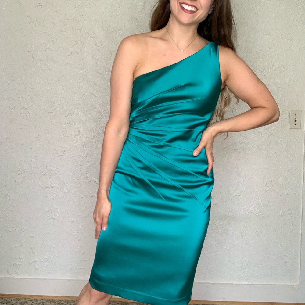 David Meister Ruched One Shoulder Formal Dress